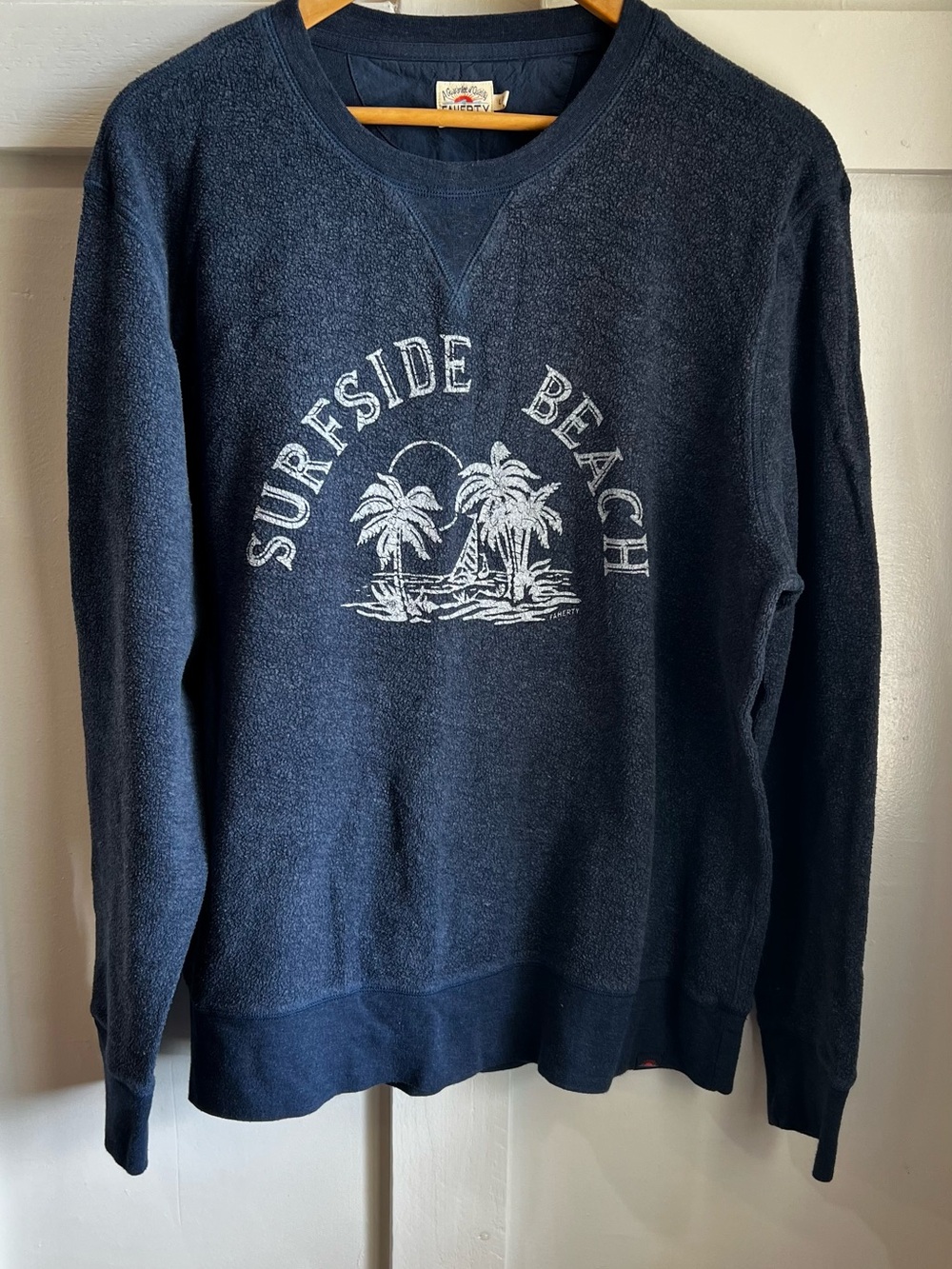 Faherty Navy Crewneck Sweatshirt with Surfside Beach Graphic